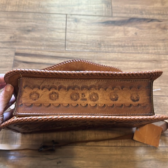 Thunderbird VINTAGE Hand Tooled Western Bag NWT - Picture 7 of 15